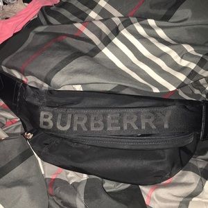 COPY - Burberry Fanny pack